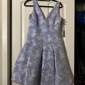 NWT Vera Wang (main line) brocade cocktail dress Ivy Lilac Size 8